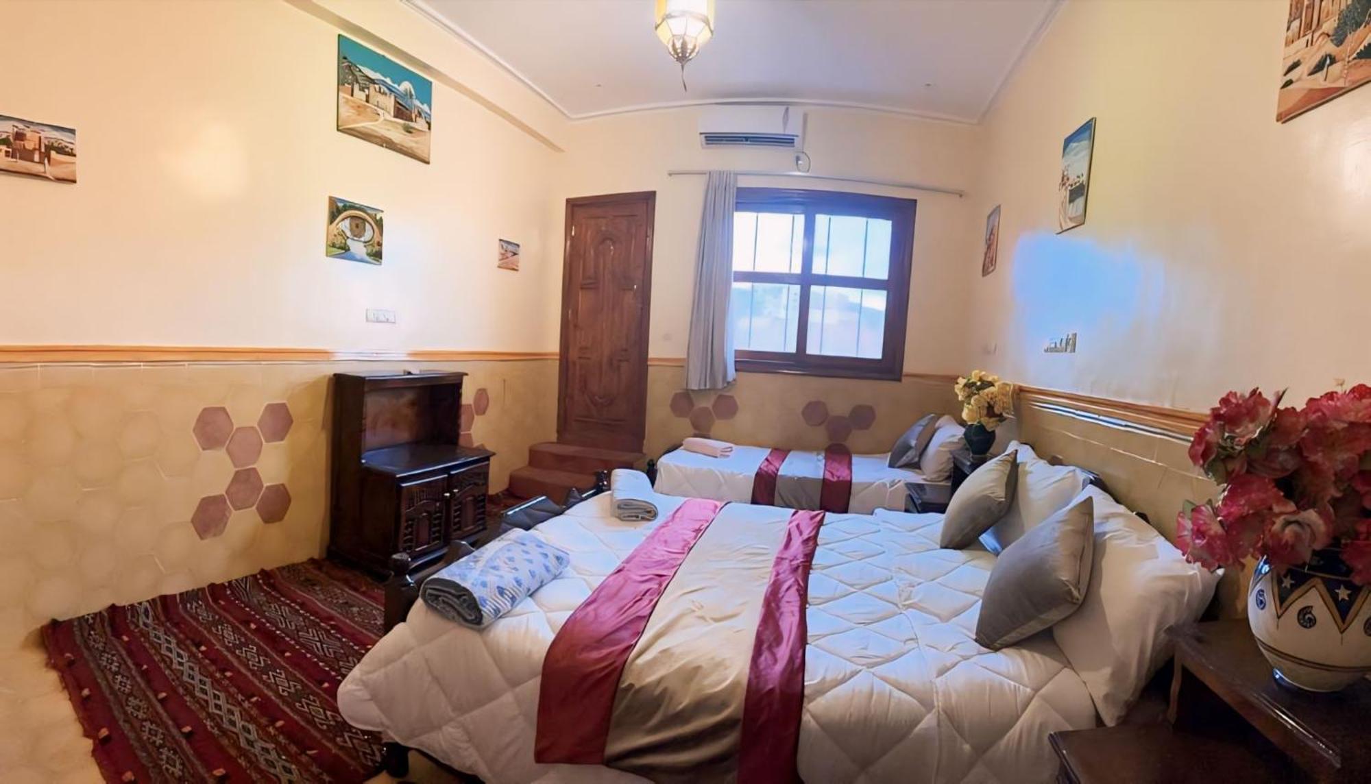 Kasbah La Famille Berbere Hotel Boumalne Dades Exterior photo